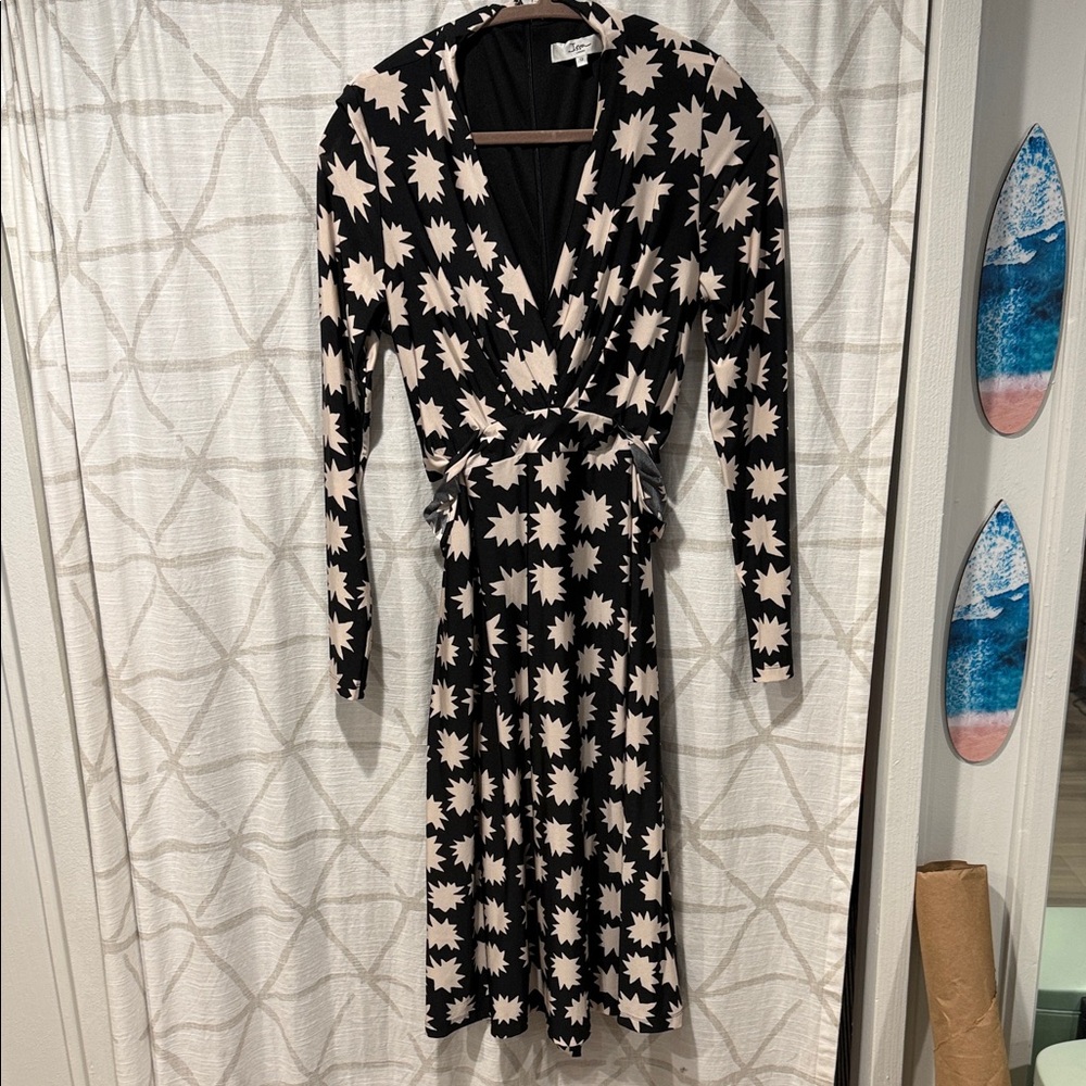 Issa London Black and White Star Pattern Dress
